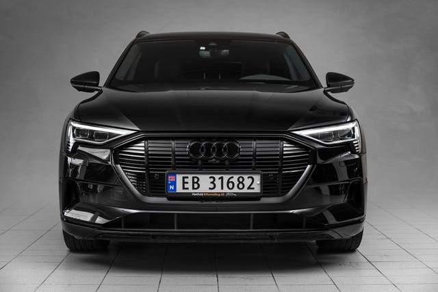 WAUZZZGE5LB022780 2020 AUDI E-TRON-3