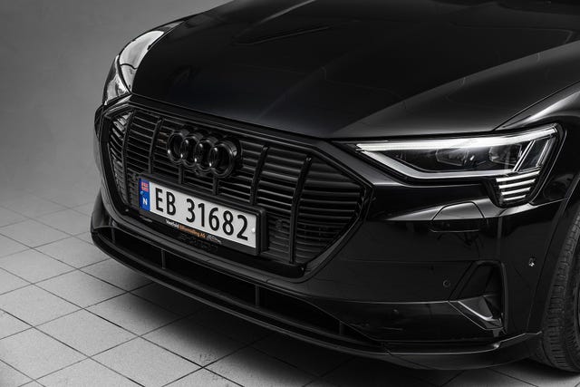 2020 AUDI E-TRON - 8