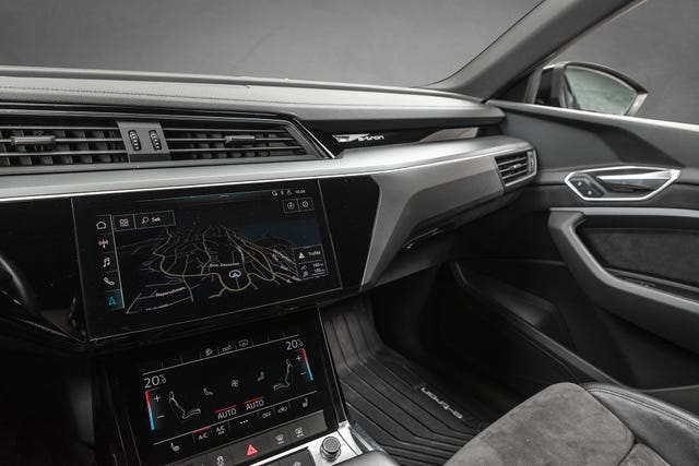 2020 AUDI E-TRON - 49