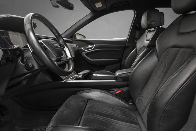 2020 AUDI E-TRON - 18