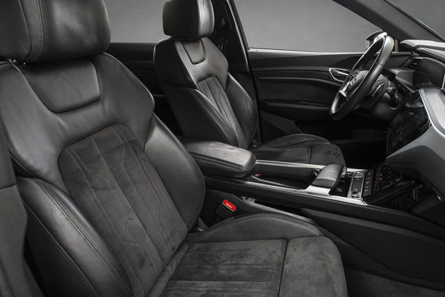 2020 AUDI E-TRON - 22