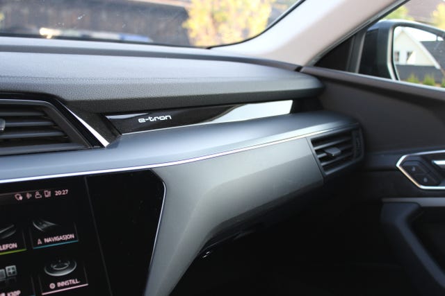 2020 AUDI E-TRON - 21
