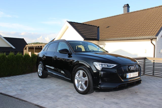 WAUZZZGE5LB025615 2020 AUDI E-TRON-1