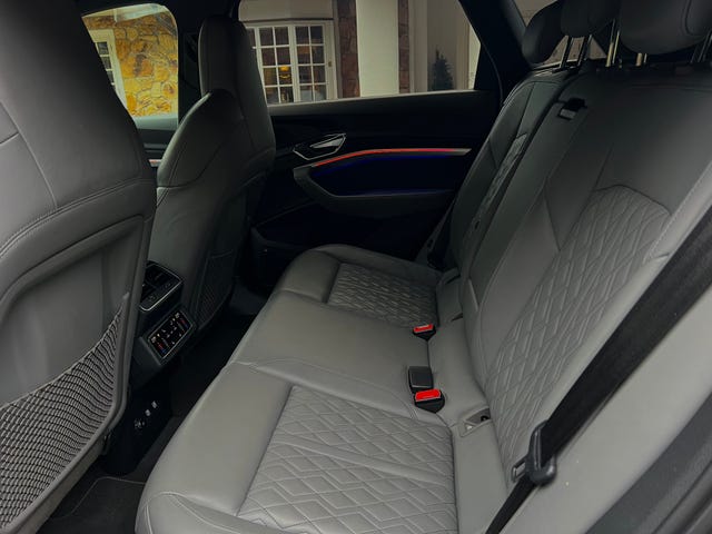 2020 AUDI E-TRON - 29