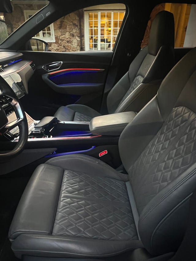 2020 AUDI E-TRON - 27