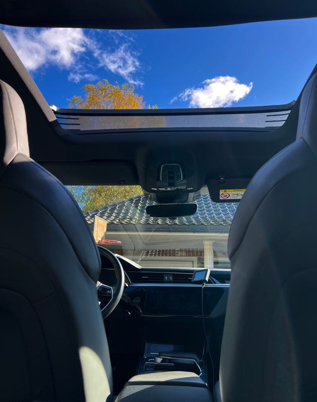 2020 AUDI E-TRON - 12