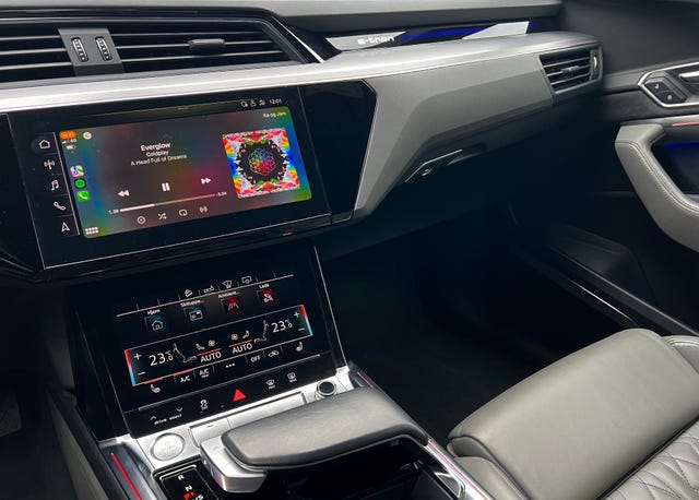 2020 AUDI E-TRON - 22