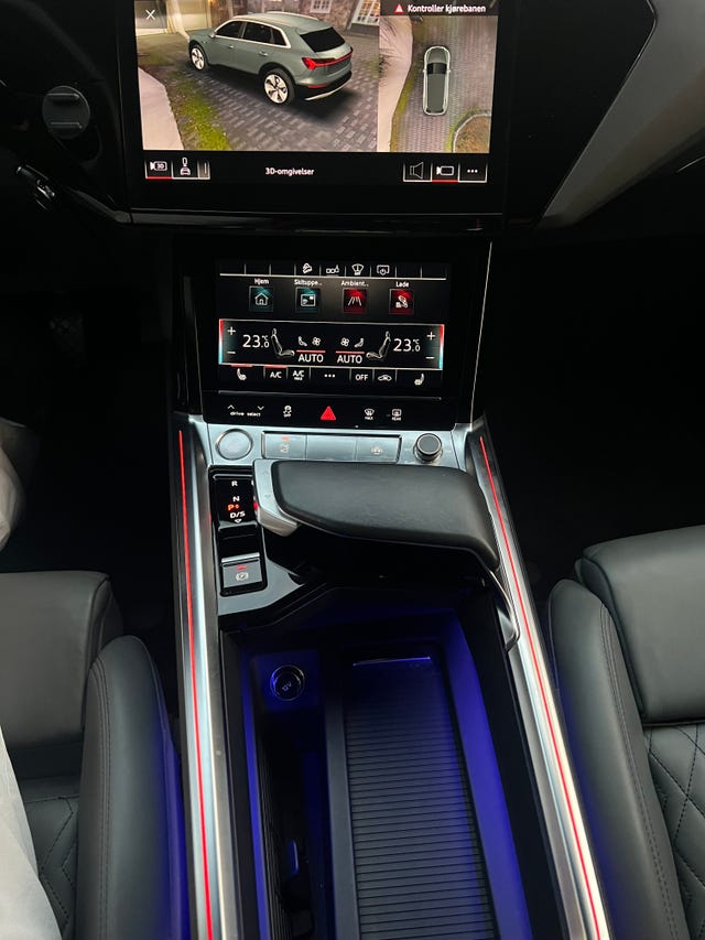 2020 AUDI E-TRON - 23