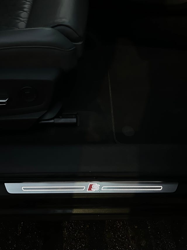 2020 AUDI E-TRON - 34