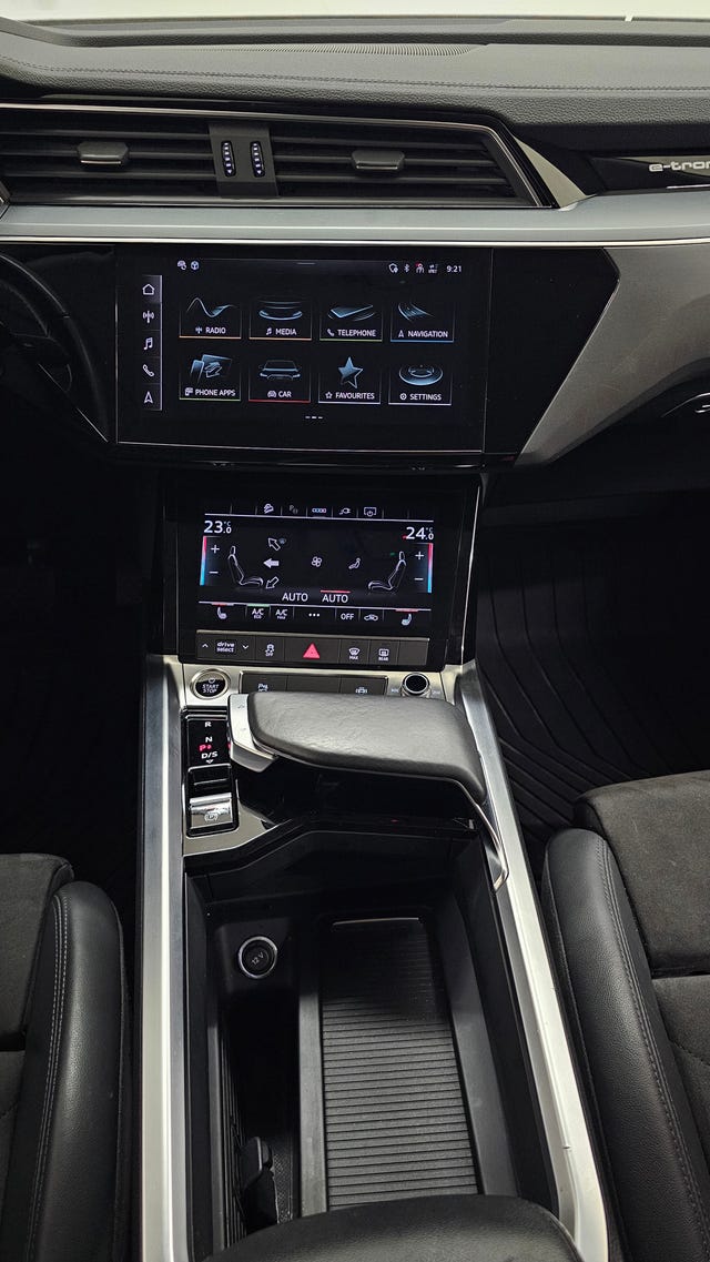 2021 AUDI E-TRON - 11