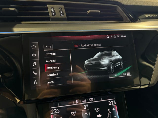 2020 AUDI E-TRON - 21