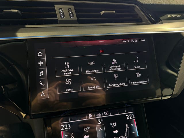 2020 AUDI E-TRON - 20