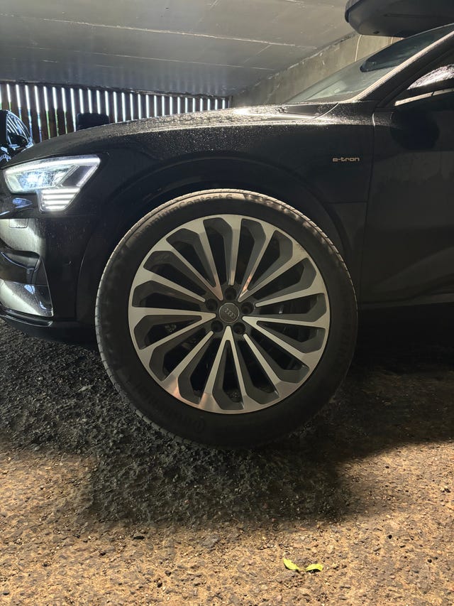 2020 AUDI E-TRON - 25