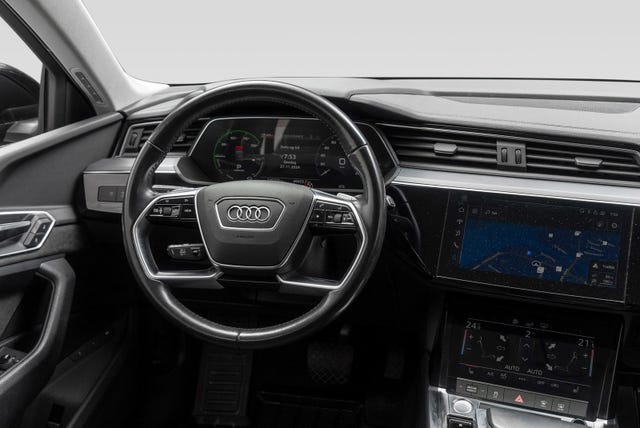 2020 AUDI E-TRON - 24