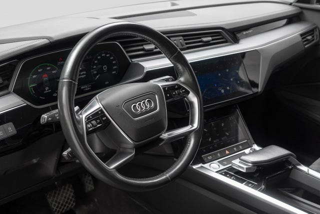 2020 AUDI E-TRON - 21