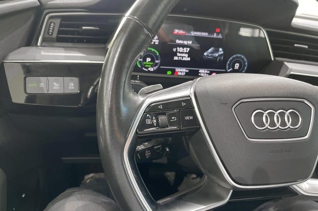 2020 AUDI E-TRON - 27