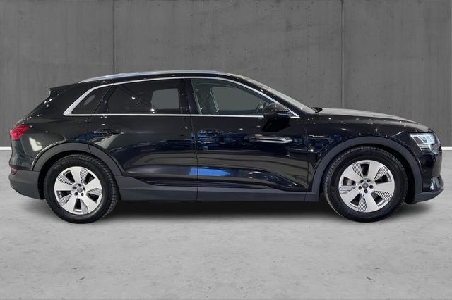 WAUZZZGE0LB008060 2020 AUDI E-TRON-3