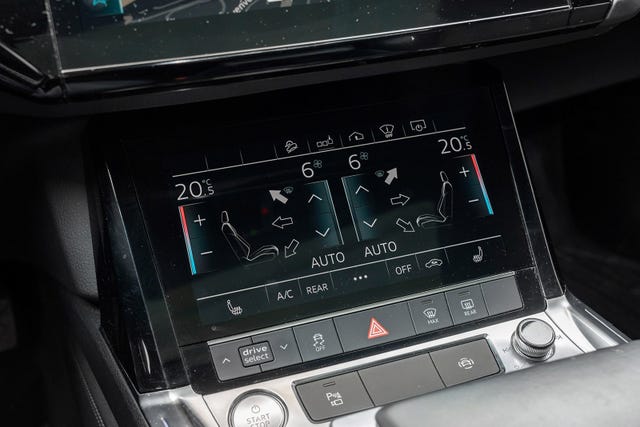 2020 AUDI E-TRON - 14