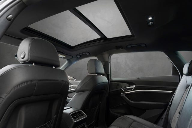 2020 AUDI E-TRON - 22