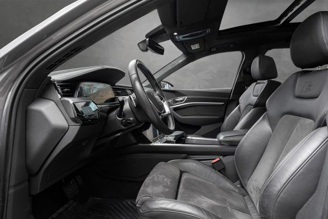 2020 AUDI E-TRON - 16