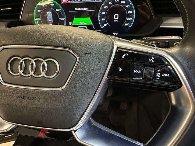 2021 AUDI E-TRON - 15