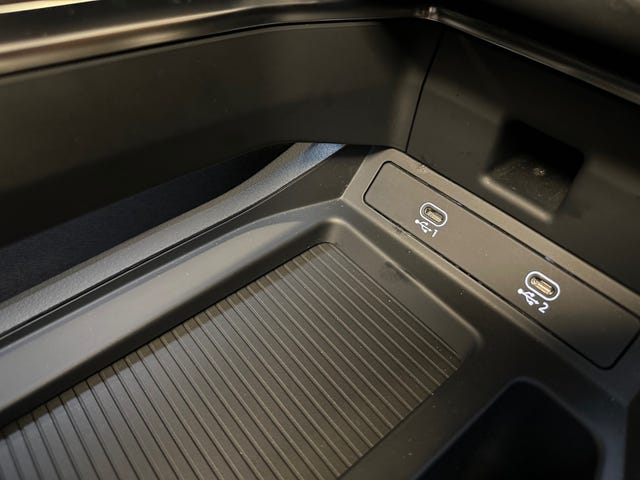 2021 AUDI E-TRON - 36