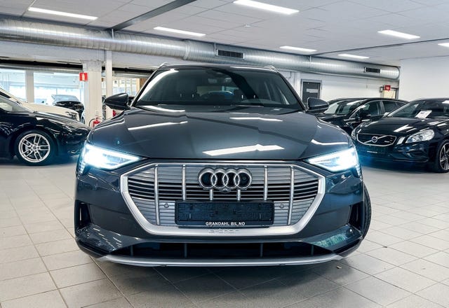WAUZZZGE8MB026341 2021 AUDI E-TRON-3