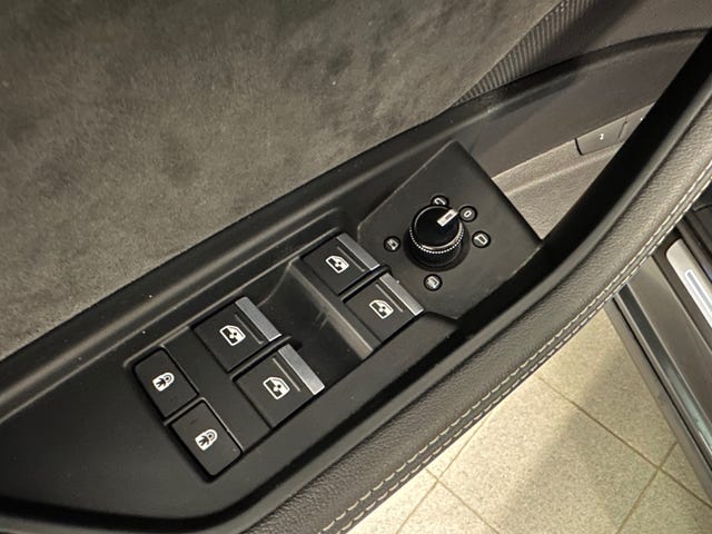 2021 AUDI E-TRON - 39