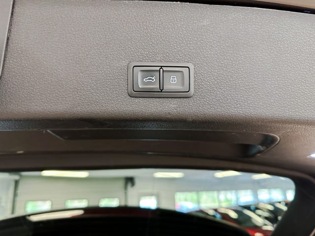 2021 AUDI E-TRON - 9