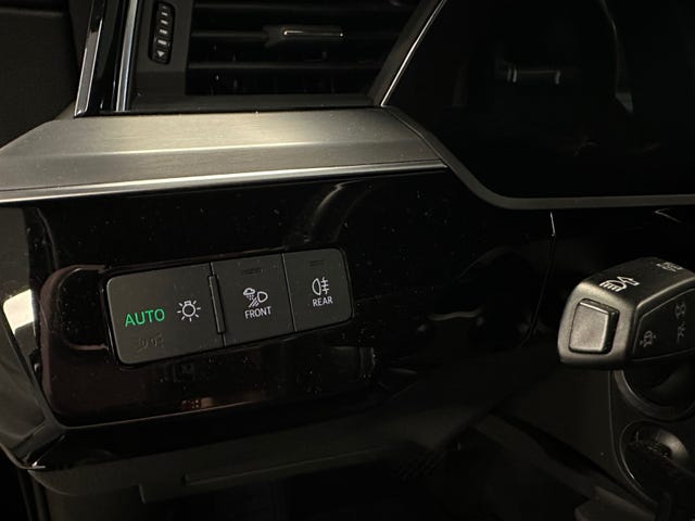 2021 AUDI E-TRON - 42