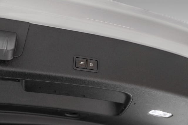 2020 AUDI E-TRON - 29