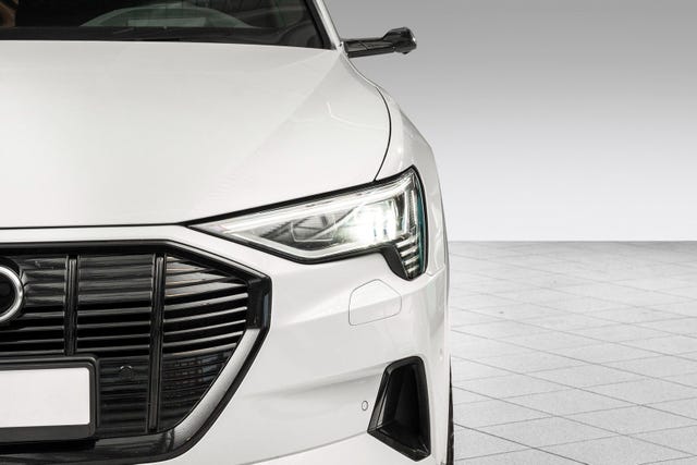 2020 AUDI E-TRON - 7