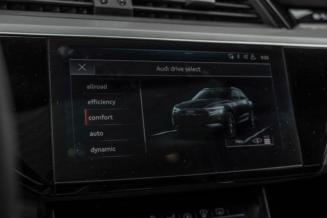 2020 AUDI E-TRON - 24