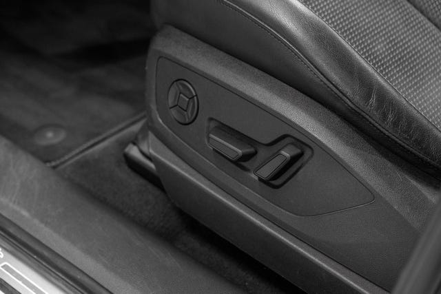 2020 AUDI E-TRON - 11