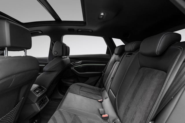 2020 AUDI E-TRON - 12