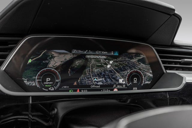 2020 AUDI E-TRON - 16