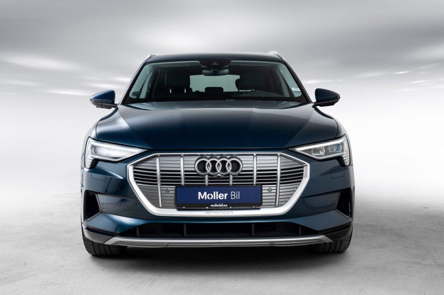 WAUZZZGE9LB022331 2020 AUDI E-TRON-2
