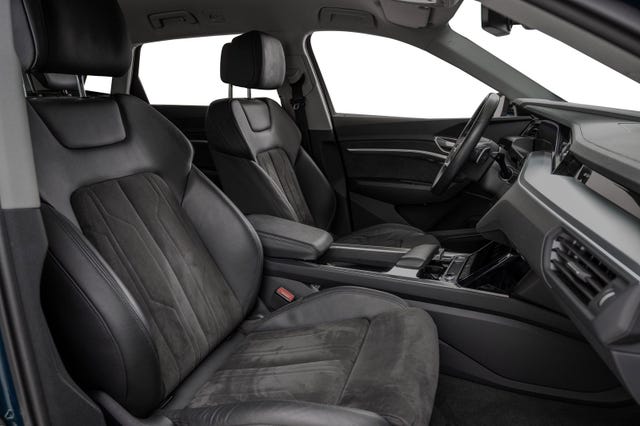 2020 AUDI E-TRON - 30
