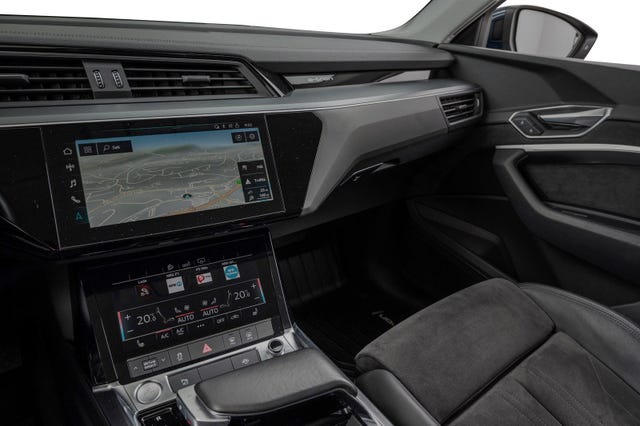 2020 AUDI E-TRON - 17