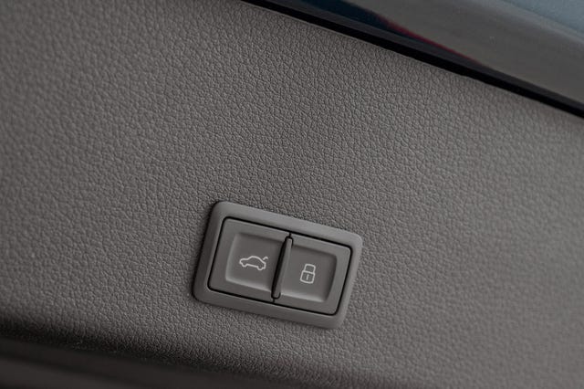 2020 AUDI E-TRON - 28