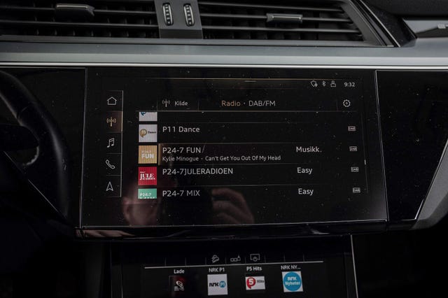 2020 AUDI E-TRON - 19