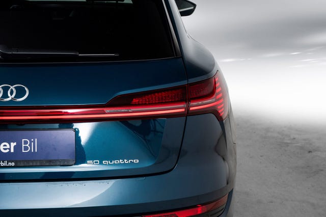 2020 AUDI E-TRON - 8
