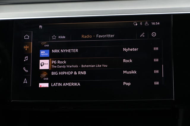 2020 AUDI E-TRON - 20