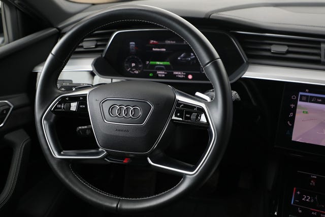 2020 AUDI E-TRON - 15