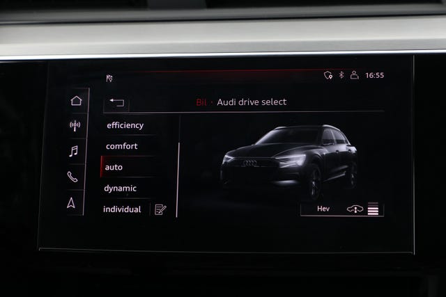 2020 AUDI E-TRON - 21