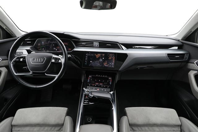 2021 AUDI E-TRON - 15