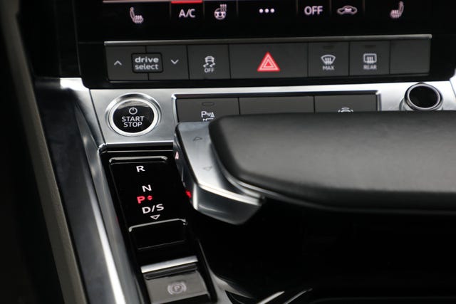2021 AUDI E-TRON - 22