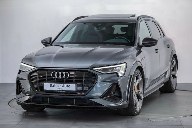 WAUZZZGE8MB041079 2021 AUDI E-TRON-3