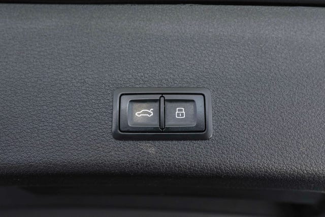 2021 AUDI E-TRON - 43