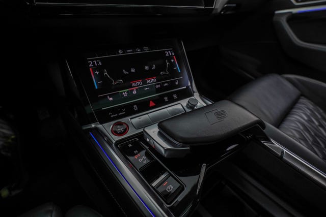 2021 AUDI E-TRON - 30